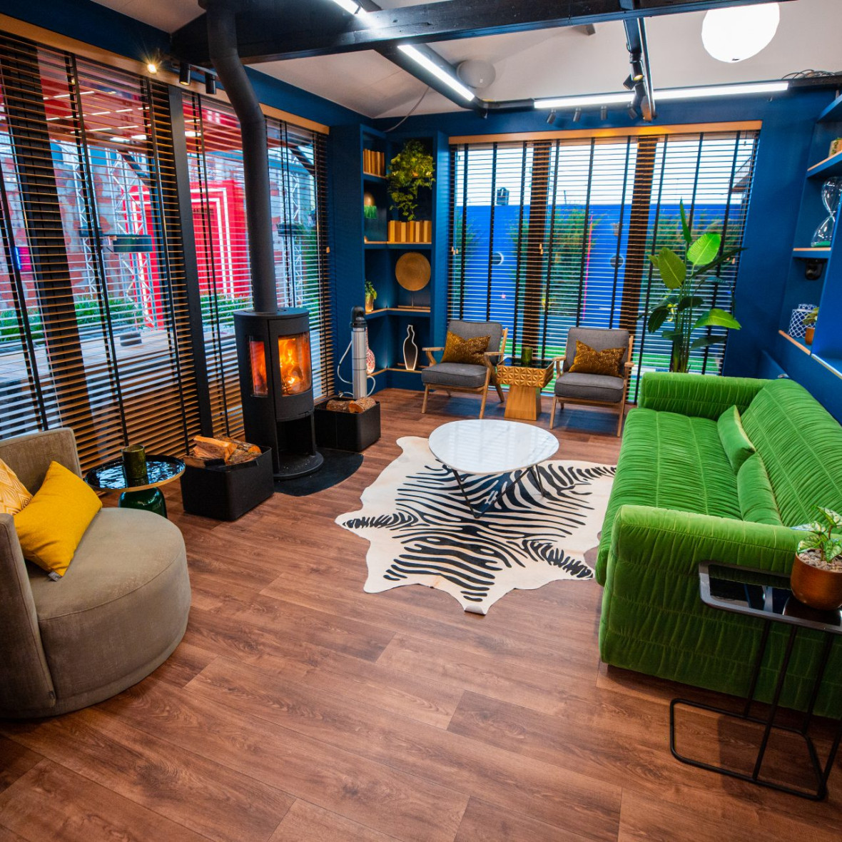 Big Brother houten jaloezieën JASNO Blinds 2022